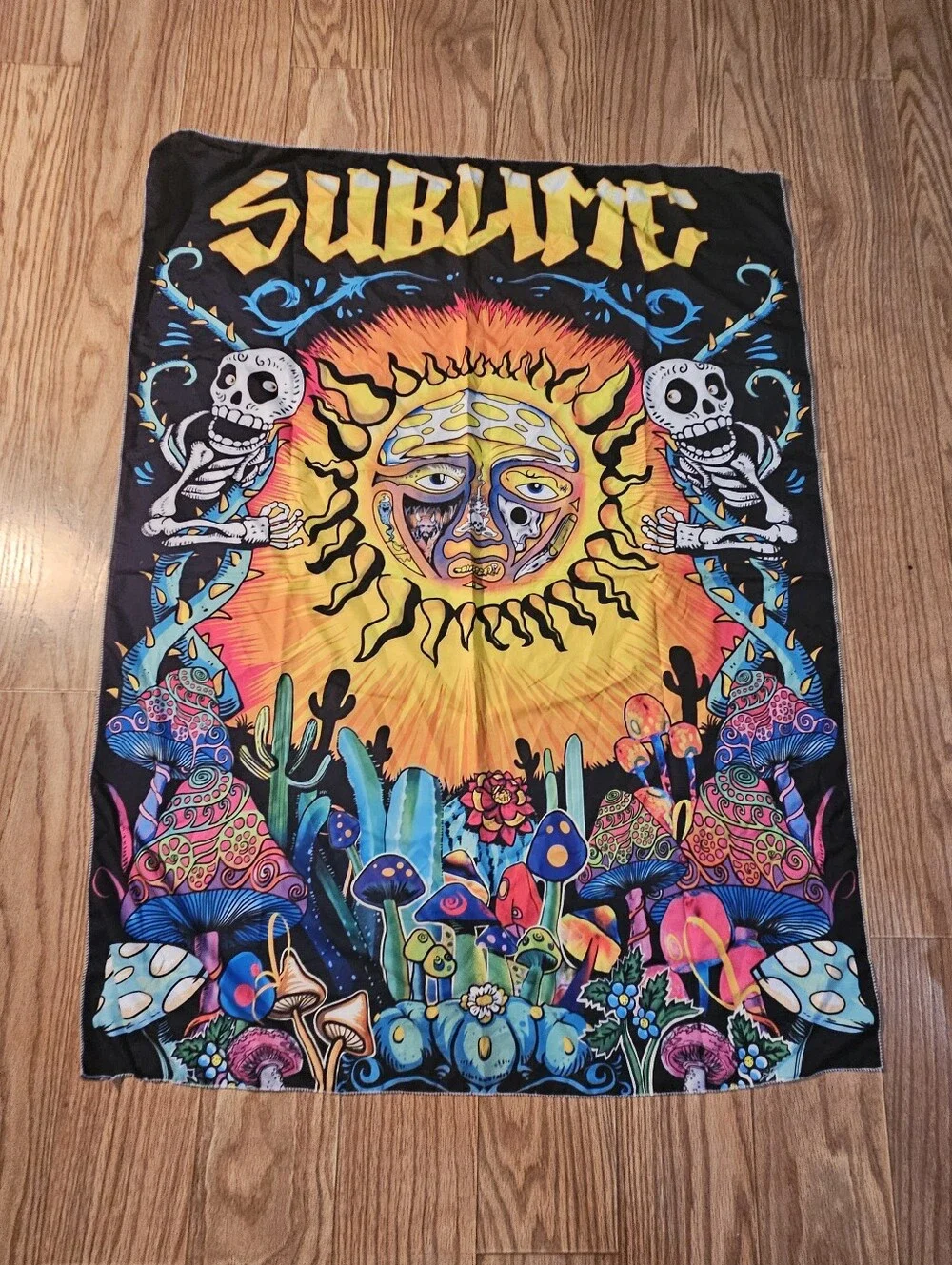 Sublime Poster Sun & Mushroom Psychedelic Wall Tapestry - Multicolor
